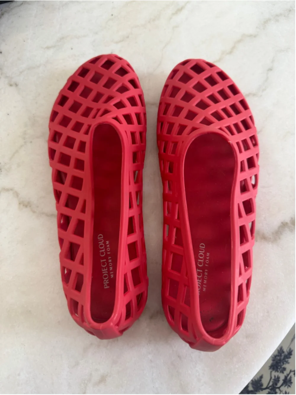 Project Cloud| Red Jelly Ballet Flats Memory Foam Cage Slip-On Shoes|  Size 8